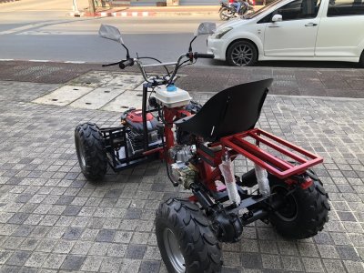 รถตัดหญ้านั่งขับ M4 Pro - X