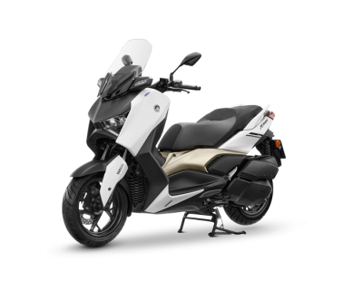 XMAX CONNECTED 2023