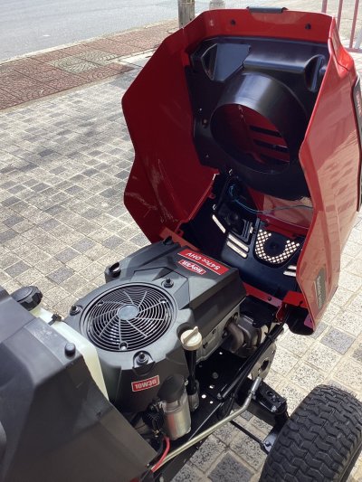 รถตัดหญ้านั่งขับ Rover รุ่น Rancher