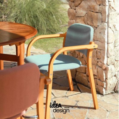 The coral chair