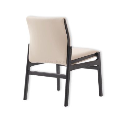 Panema chair