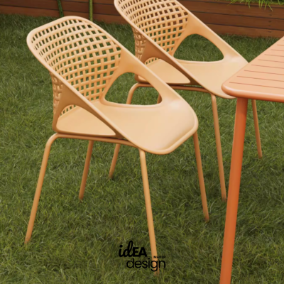 Ant plastic chair