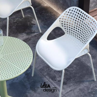 Ant plastic chair