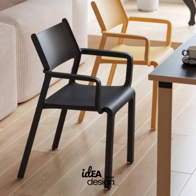 Moss plastic chair