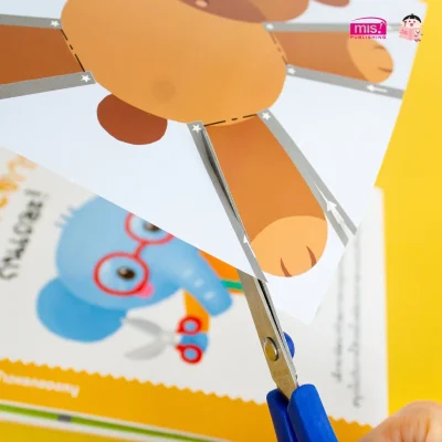 แบบฝึกหัด KUMON ชุดก้าวแรกของหนู มาตัดกระดาษกันเถอะ