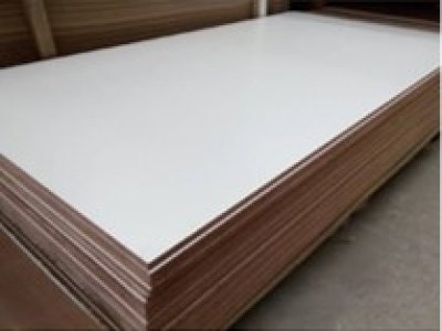 ไม้อัดโพลิบอร์ด 6มม.