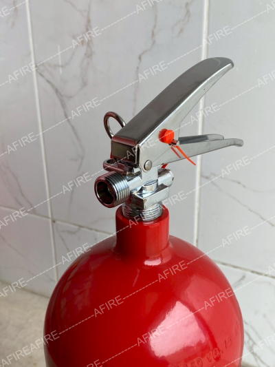 เครื่องดับเพลิงชนิดก๊าซคาร์บอนไดออกไซด์ ขนาด 10 ปอนด์ ยี่ห้อ GREENLAND