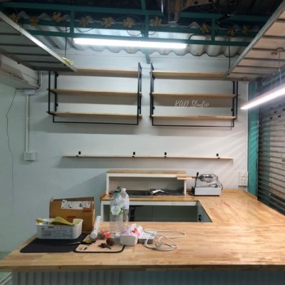 KADStudio ชั้นวางติดผนังไม้ใสวินเทจ (K98)