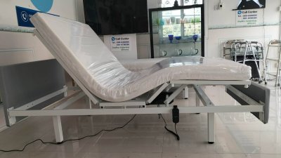 เตียงปรับระดับยกหัว-ท้าย ขนาด 3.5ฟุต ไม่มีบิวต์ด้านข้าง (เลือกความหนาที่นอนได้)