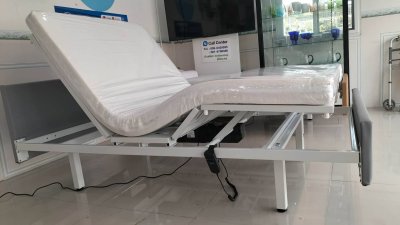 เตียงปรับระดับยกหัว-ท้าย ขนาด 3.5ฟุต ไม่มีบิวต์ด้านข้าง (เลือกความหนาที่นอนได้)