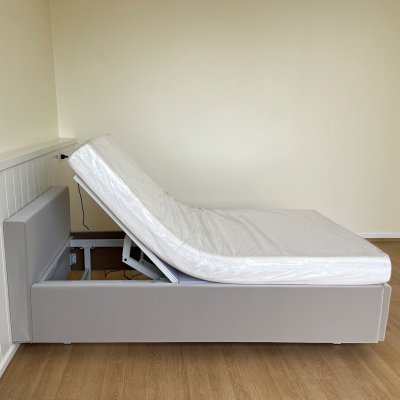 เตียงปรับระดับยกหัว-ท้าย ขนาด 3ฟุต บิวต์หุ้มหนัง PVC (เลือกสี ความหนาที่นอนได้)