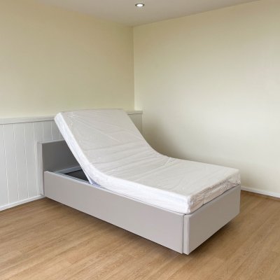 เตียงปรับระดับยกหัว-ท้าย ขนาด 3ฟุต บิวต์หุ้มหนัง PVC (เลือกสี ความหนาที่นอนได้)