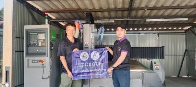 เครื่องตัดและแกะสลัก CNC Dema M6