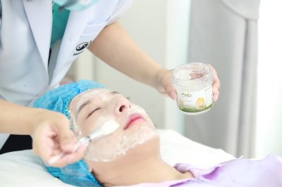 OMD NATURAL GOLD FACIAL MASK โอเอ็มดีเนเจอรัล โกลด์ เฟเชียลมาสก์