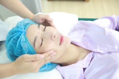 OMD NATURAL JASMINE RICE FACIAL SCRUB โอเอ็มดีเนเจอรัล จัสมิน ไรซ์ เฟเชียล สครับ