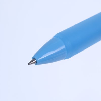ยกแพ็ค 2 ชิ้น Quantum Stitch STGP-01,STGP-02 ปากกเจล หมึกสีน้ำเงิน 0.5 mm. คละลาย