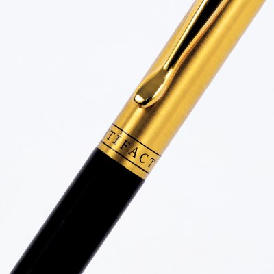 Artifact Iris Black Gold ปากกา หมึกน้ำเงิน 1mm