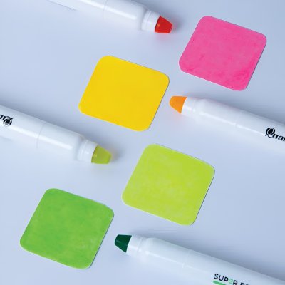 ยกแพ็ค 4 ชิ้น Quantum Super Bright Dry Highlighter ปากกาเน้นข้อความ 3-5 mm. คละสี