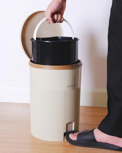 Keyway MT-5235 ถังขยะเท้าเหยียบ ความจุ 9.25L