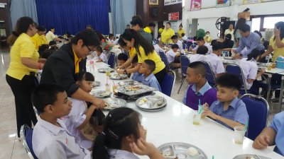 CSR จัดเลี้ยงอาหารกลางวันน้องๆ นักเรียน โรงเรียนปัญญาวุฒิกร 