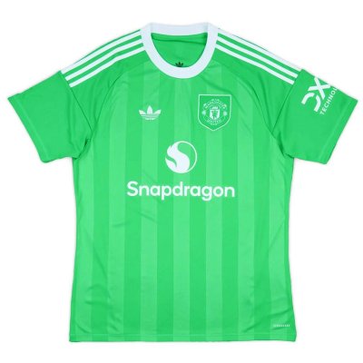 Manchester United 2025/26 Third Goalkeeper Shirt