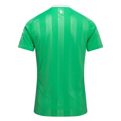 Manchester United 2025/26 Third Goalkeeper Shirt