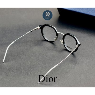 DIOR0216