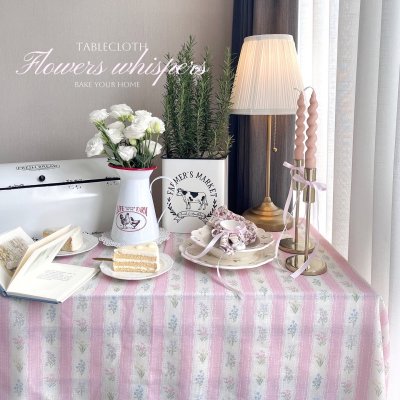 flowers whispers tablecloth