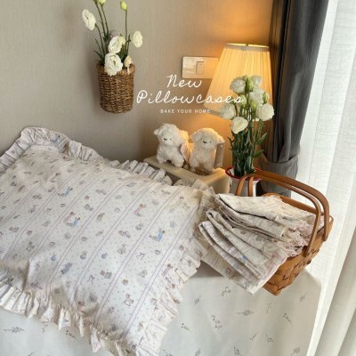 Lace Reverie Ruffled Pillowcases
