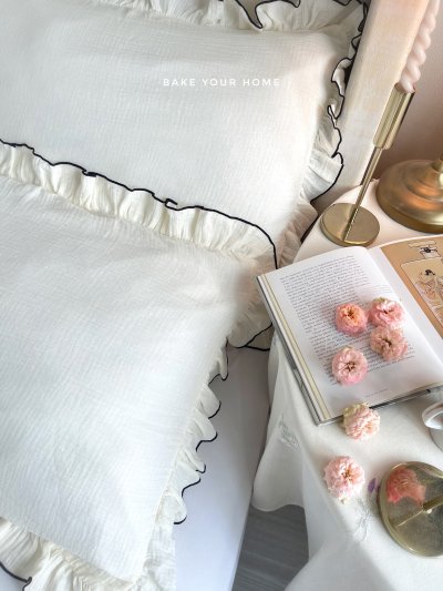 Ruffled Pillowcases -Cream color