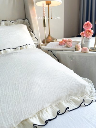 Ruffled Pillowcases -Cream color
