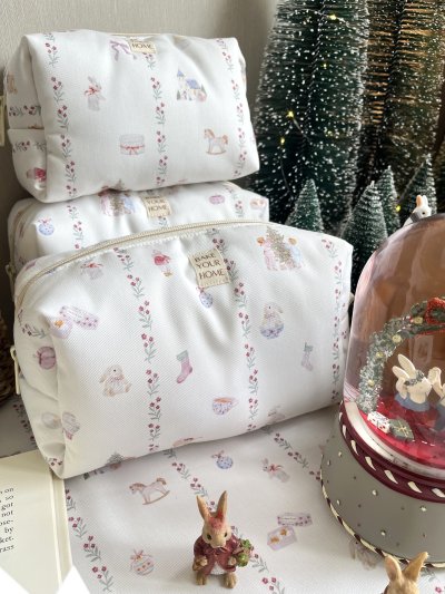 Christmas Story Tales Pouch bag