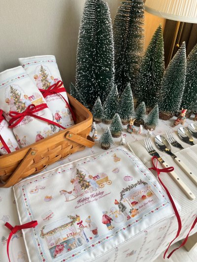 Christmas Story Tales Cutlery Holder