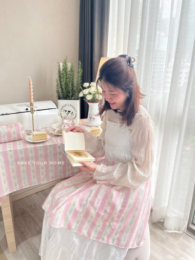 Flower Whispers Half Apron