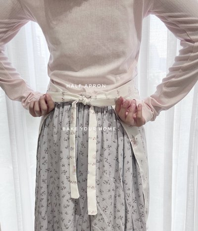 Christmas  Story Tales Half Apron