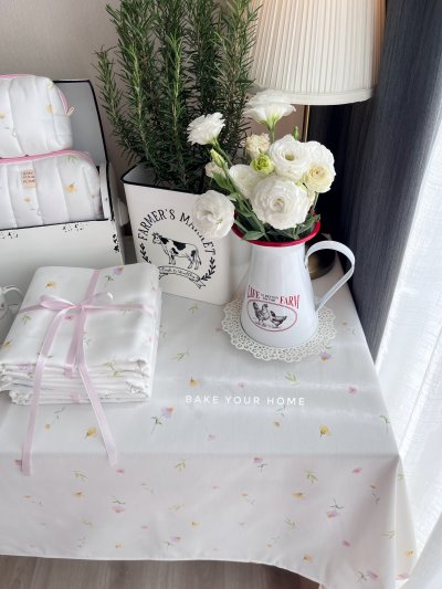 Morning flower tablecloth