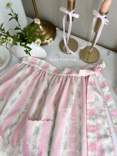 Flower Whispers Half Apron