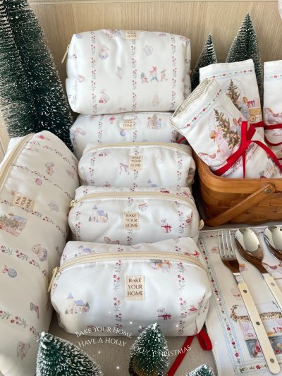 Christmas Story Tales Pouch bag