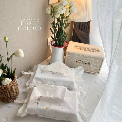 Ruffle Tissue Holder