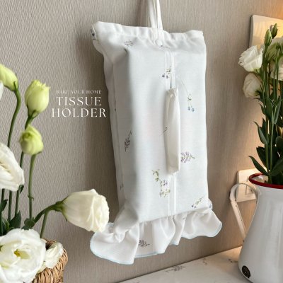 Ruffle Tissue Holder