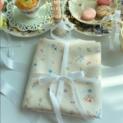 Butter Yellow Puppy & Kitten tablecloth