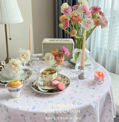 Pink Puppy & Kitten tablecloth