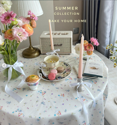 Butter Yellow Puppy & Kitten tablecloth