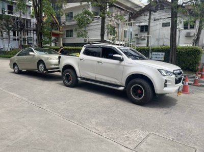 บริการ รถลาก รถยก ลากจูงรถยนต์
