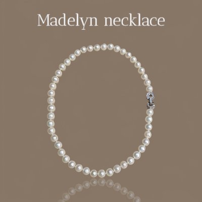Madelyn necklace