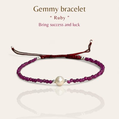 Gemmy bracelet