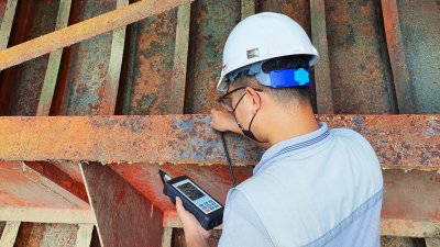 А1270 EMAT - Electro-magnetic acoustic thickness gauge with electro-magnetic biasing technolodgy
