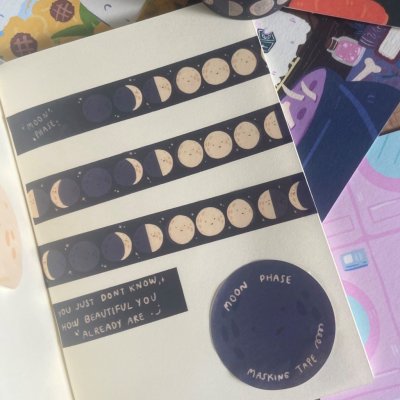 Masking tape : moon phase