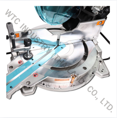MAKITA LS1219L แท่นตัดสไลท์องศา ขนาด 12 นิ้ว (305 มม.) กำลังไฟ 1,800 วัตต์ ความเร็วรอบ 3,200 รอบ/นาที มีเส้นเลเซอร์วางแนวใบเลื่อย ใบเลื่อยวงเดือน TCT 12"x60T (มากีต้า)