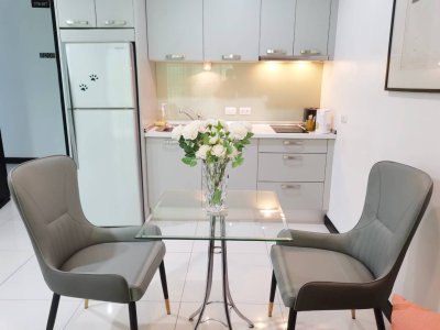 South Beach Chic Condo